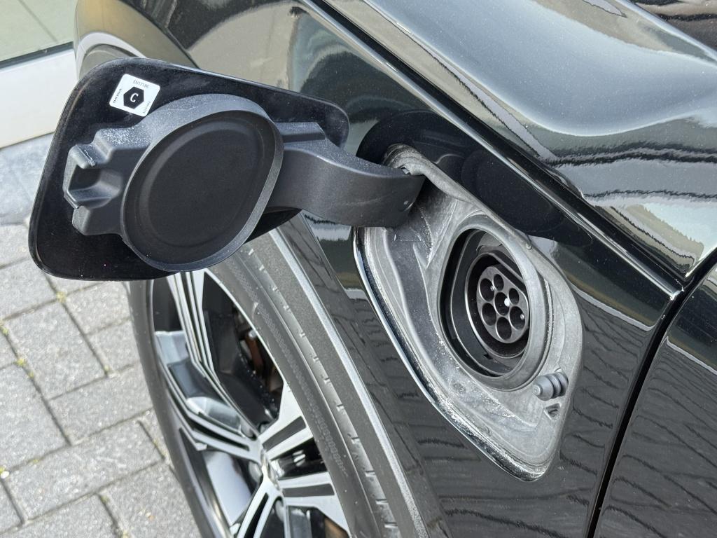 Volvo XC40 t5 262pk recharge inscription| leder| navi| 2-zone climate| 19''