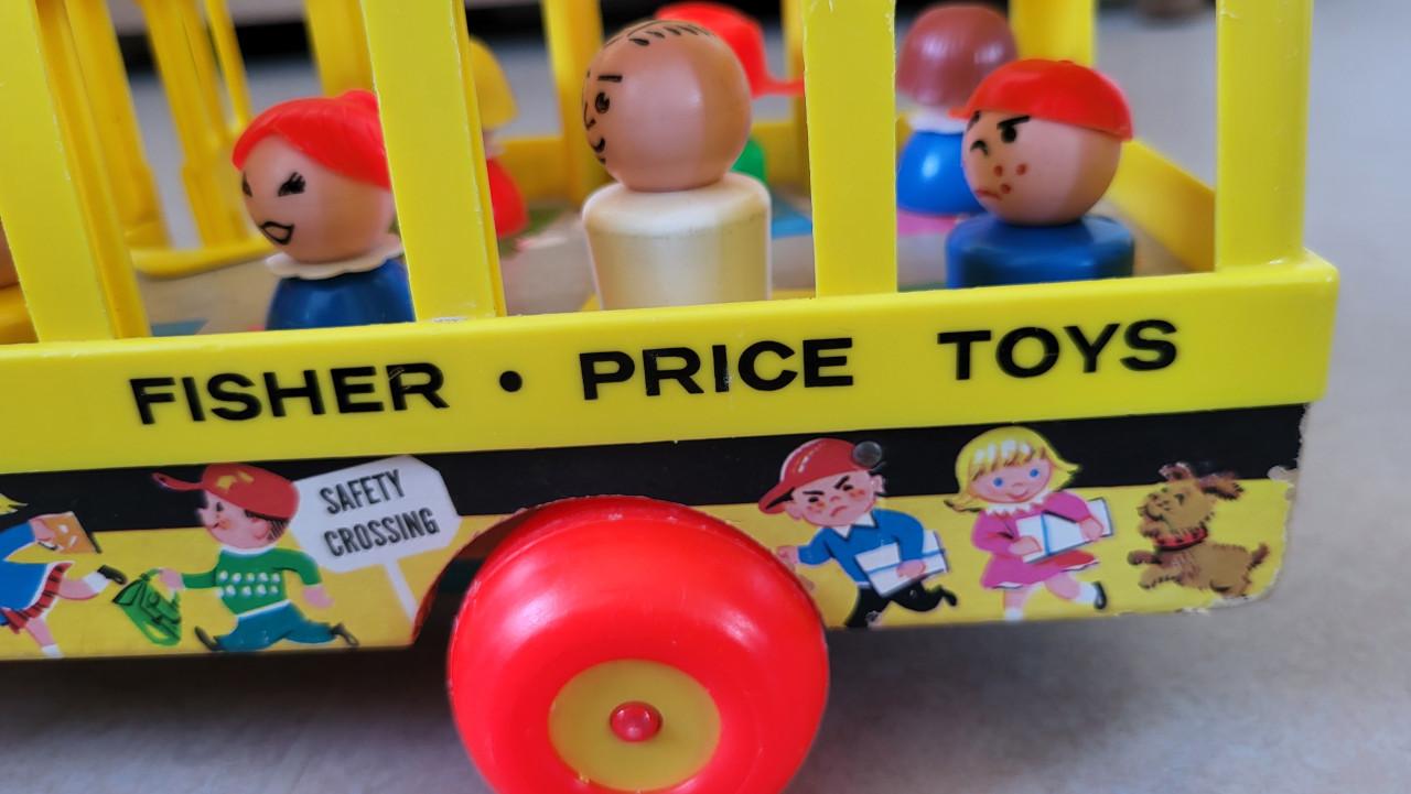 Vintage Fisher Price school bus uit 1965