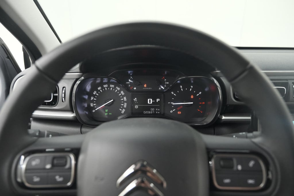 Citroen C3 puretech 110 eat6 max | camera | parkeersensoren | navigatie | a
