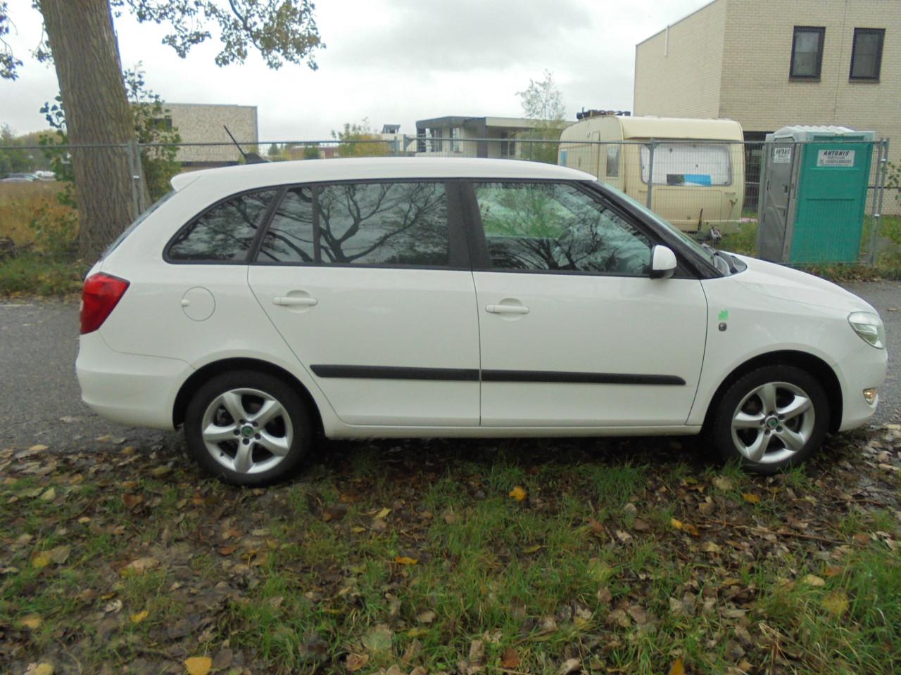 Fabia mooie staat vol opties  1.2 diesel greenline apk nieuw bij aflevering