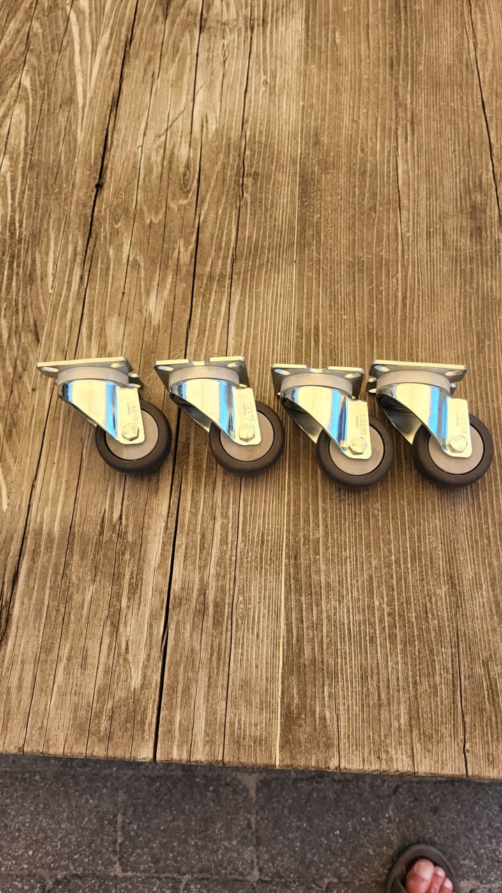 Zwenkwiel 50 mm met montageplaat (nieuw), merk Steinco