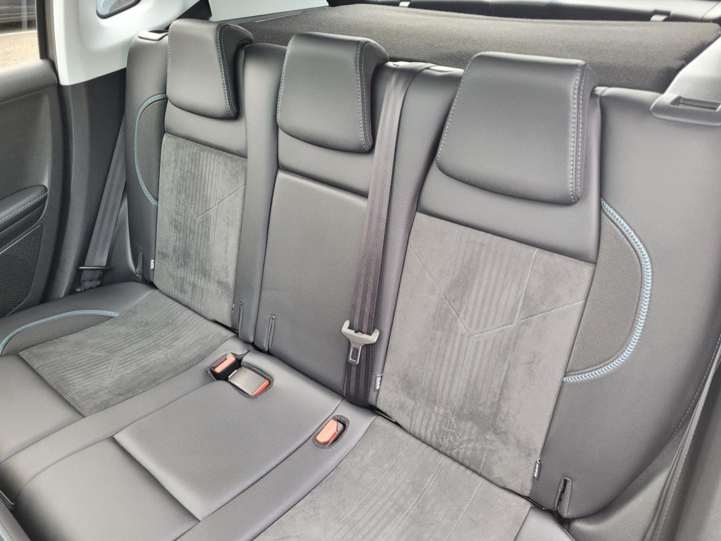 Peugeot 2008 1.2 puretech allure crossway treekhak alcantara leer / navigat