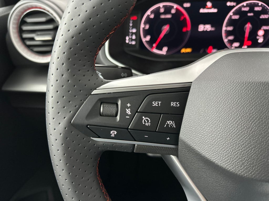 Seat Arona fr business connect 1.0 70 kw / 95 pk ecotsi suv 5