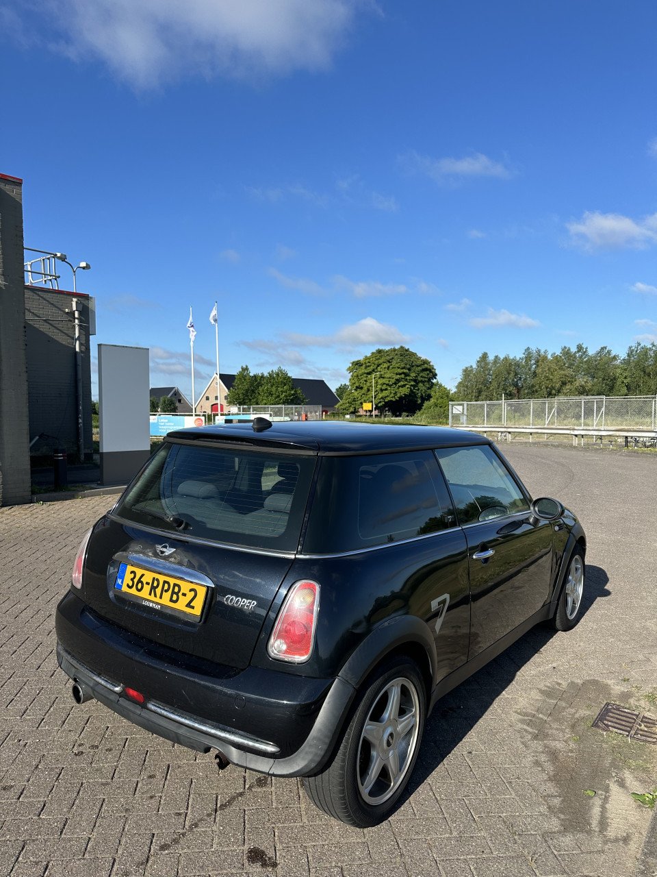 Mini 1.6 16v one 2006 zwart
