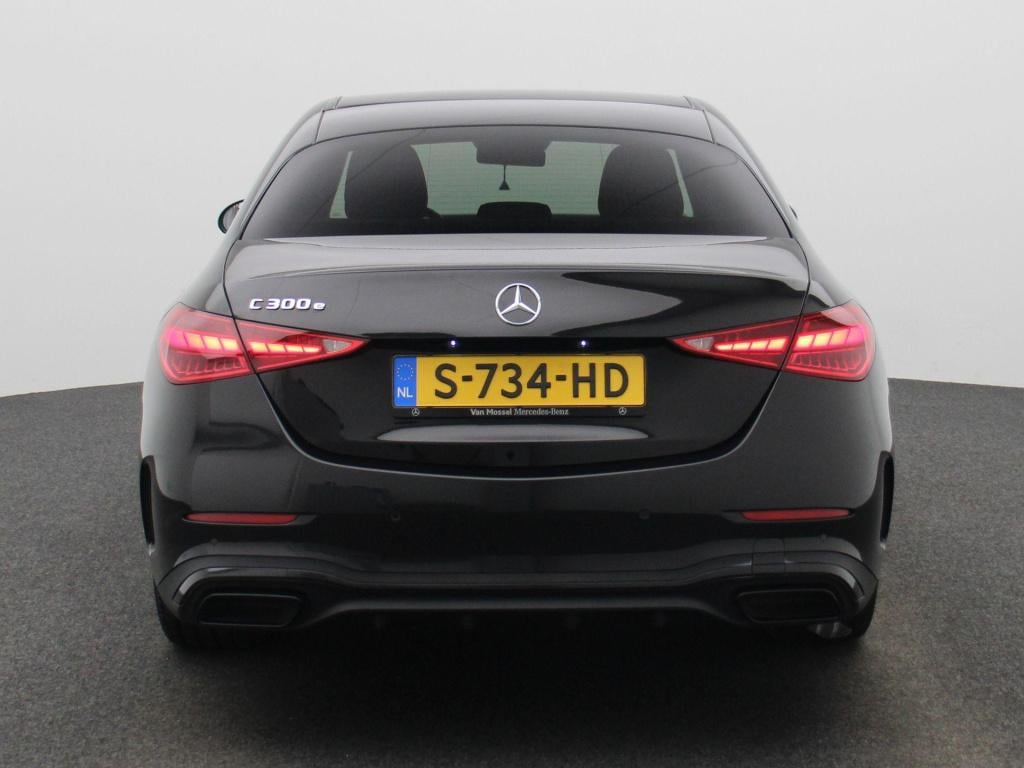 Mercedes-Benz C-Klasse 300 e amg line | automaat | lage km stand | climate 