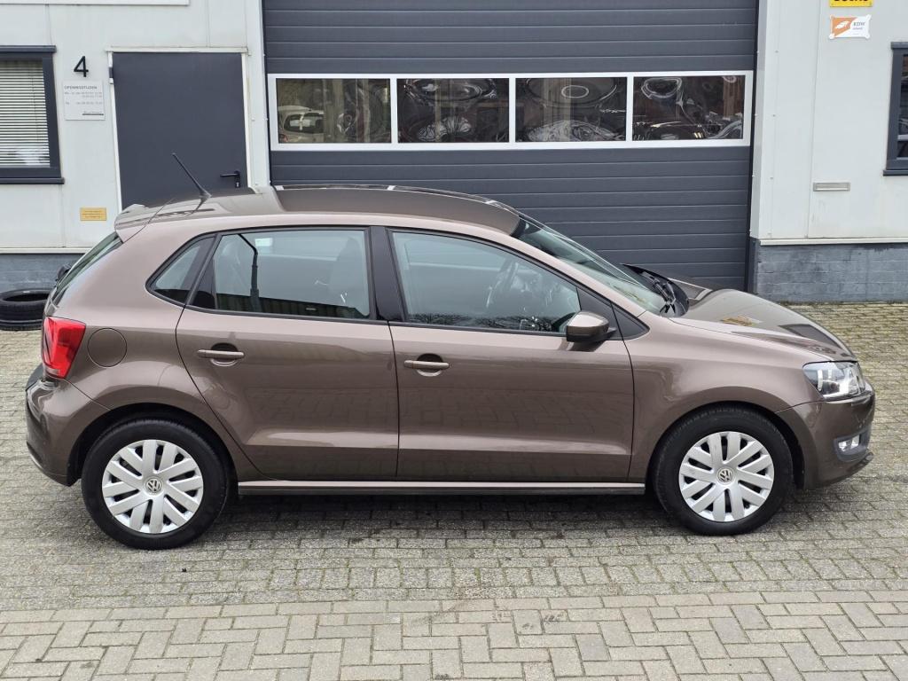 Volkswagen Polo 1.4-16v highline