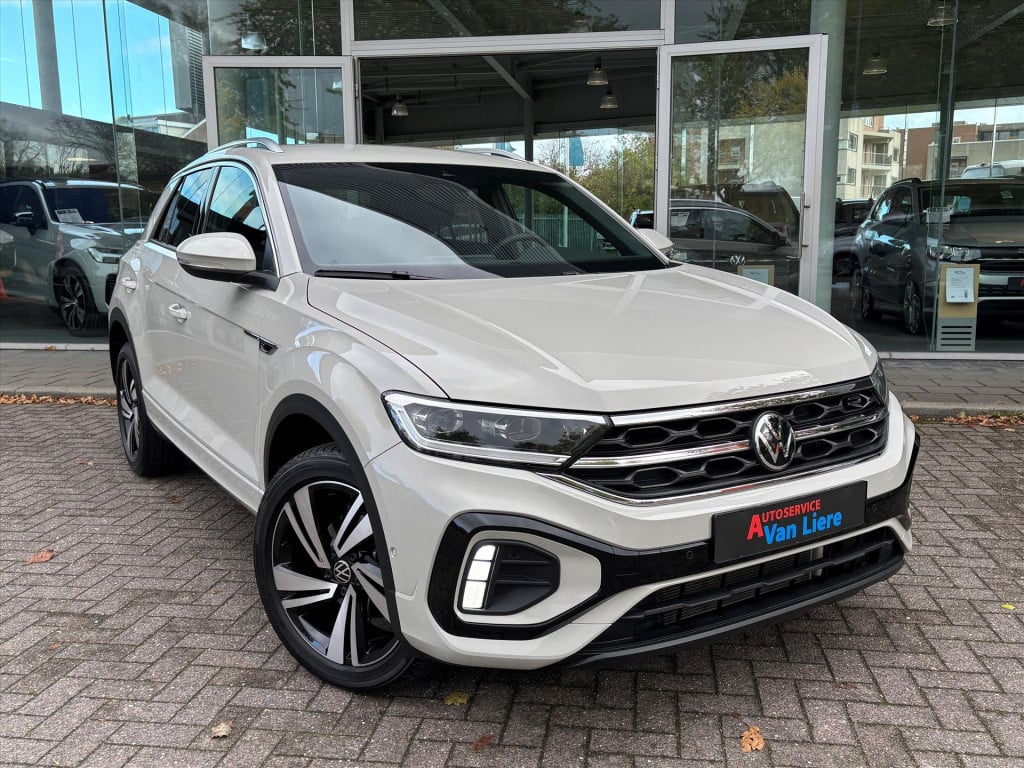 Volkswagen T-roc 1.5 tsi 150pk 7-dsg r-line|dode hoek|carplay| elek klep| r