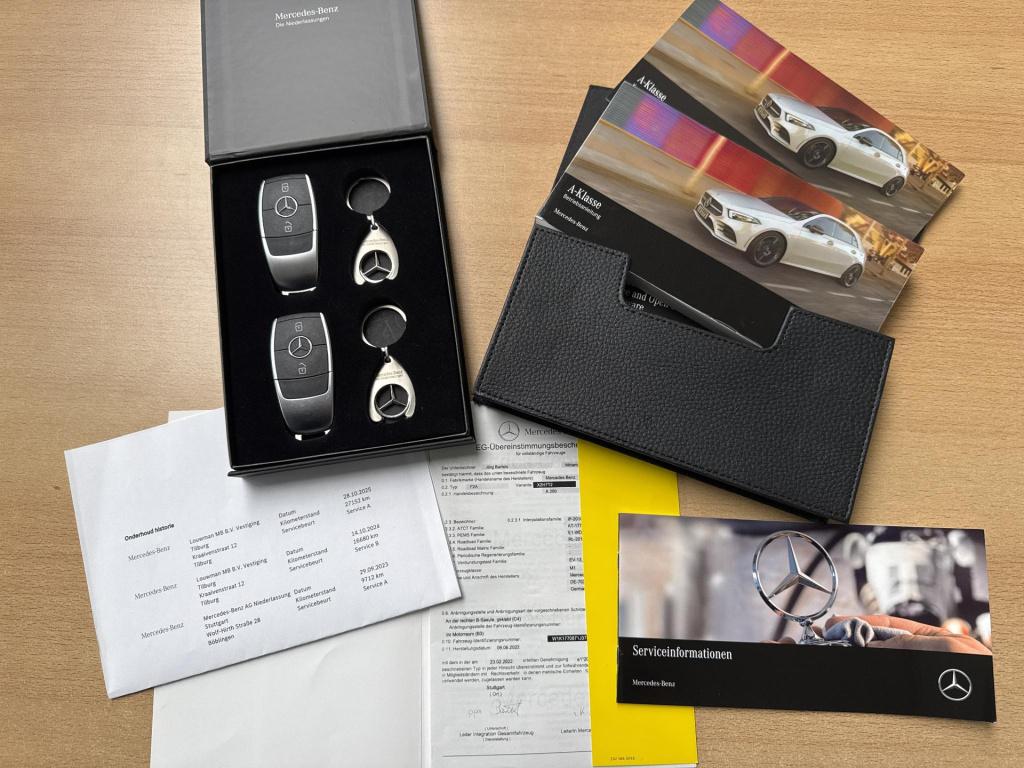 Mercedes-Benz A-Klasse 200 amg line carplay/sound/night pakket/lage km-stan