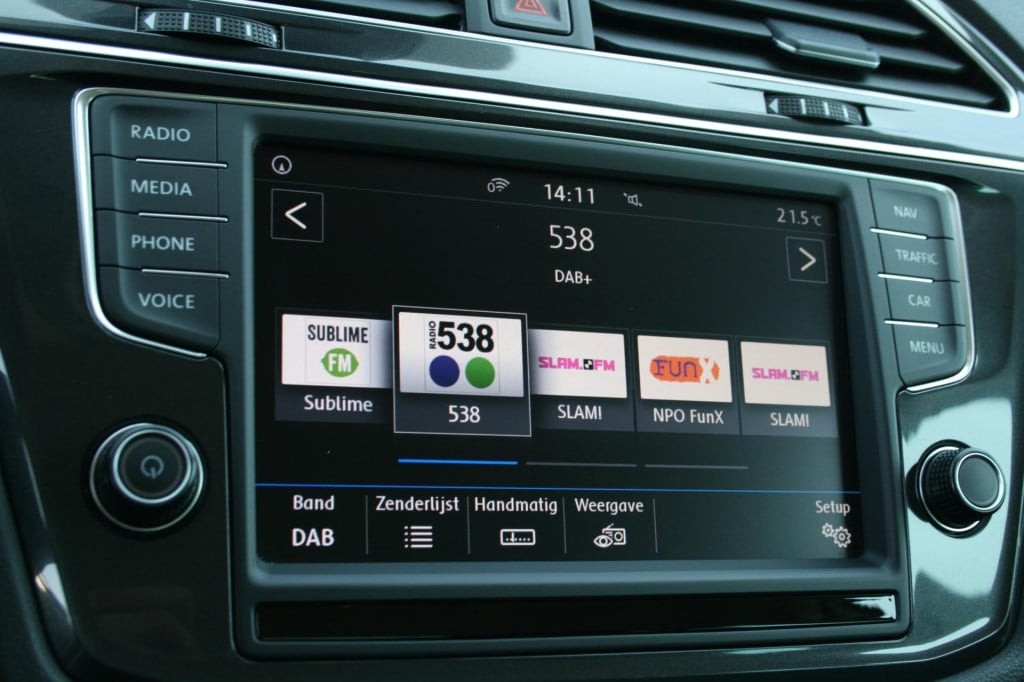 Volkswagen Tiguan 1.4 tsi r-line / connected series