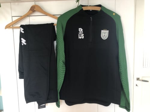 Volledige NIEUWE set Robert Zeelandia kleding maat 164