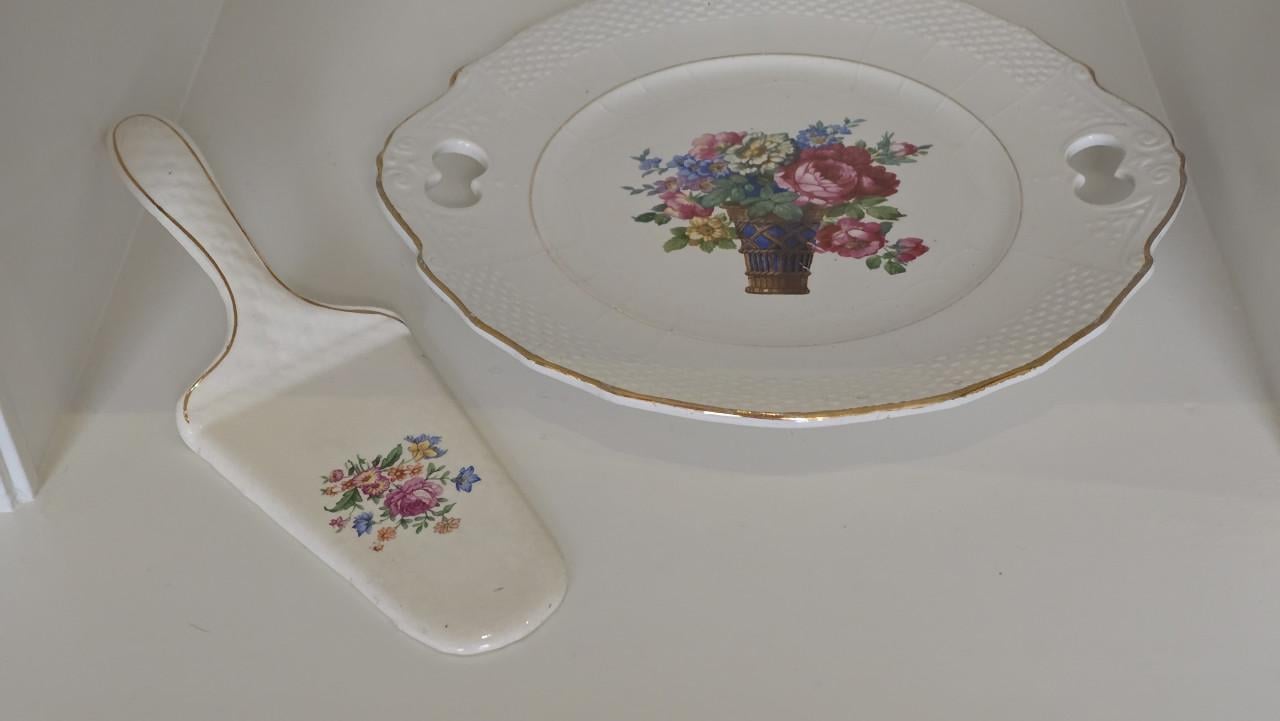 Fanse petit four schaal met taart schep 🤎