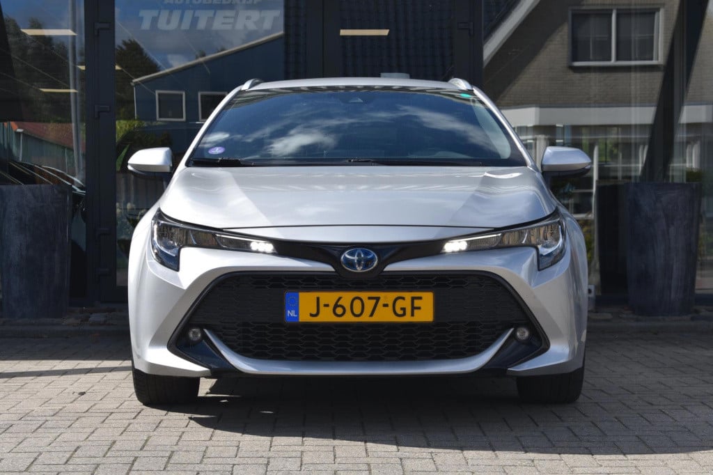 Toyota Corolla Touring Sports 1.8 hybrid sport plus | camera | afn. trekhaa