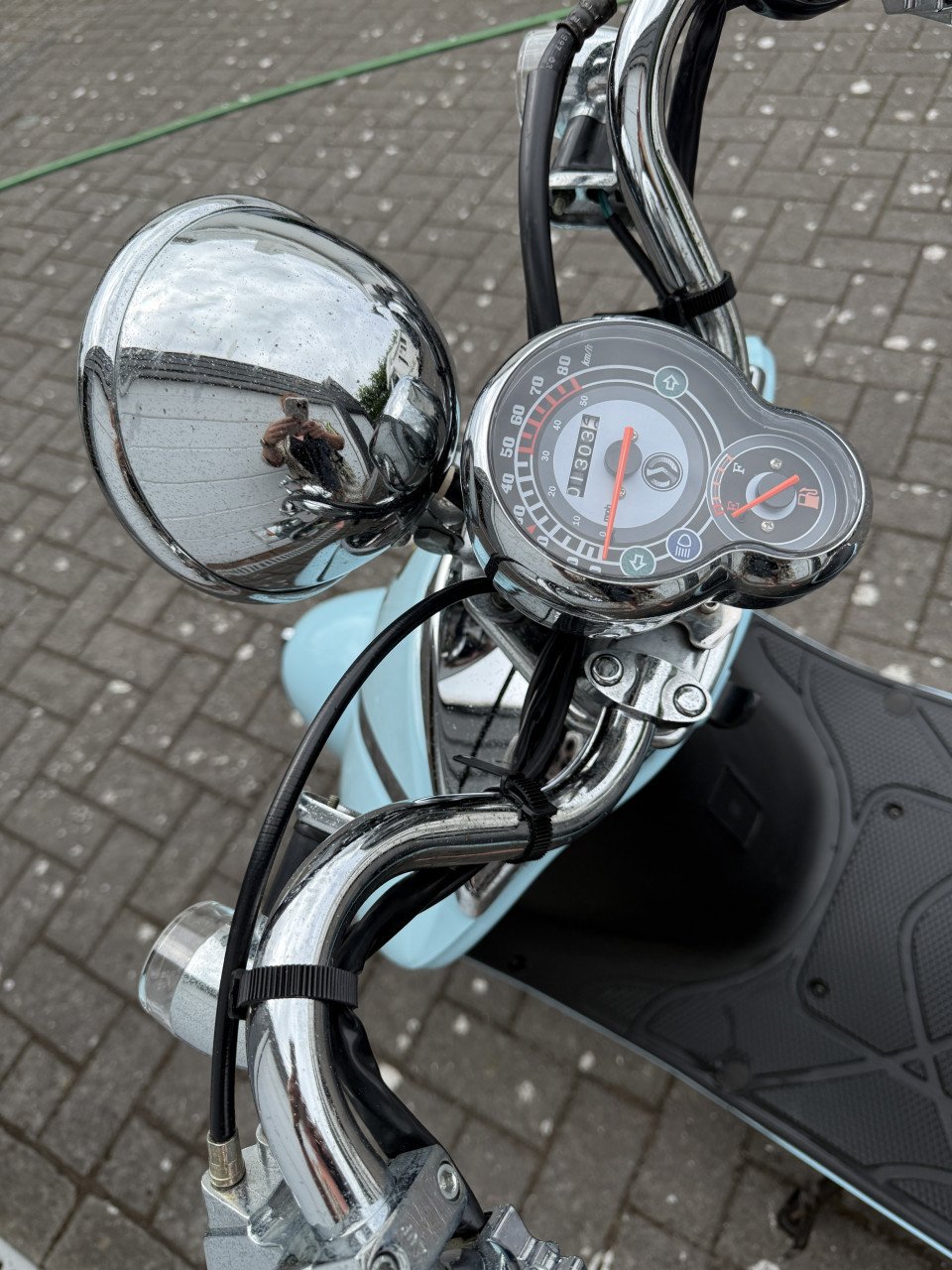 Sym Allo snorscooters twee stuks (prijs per stuk)