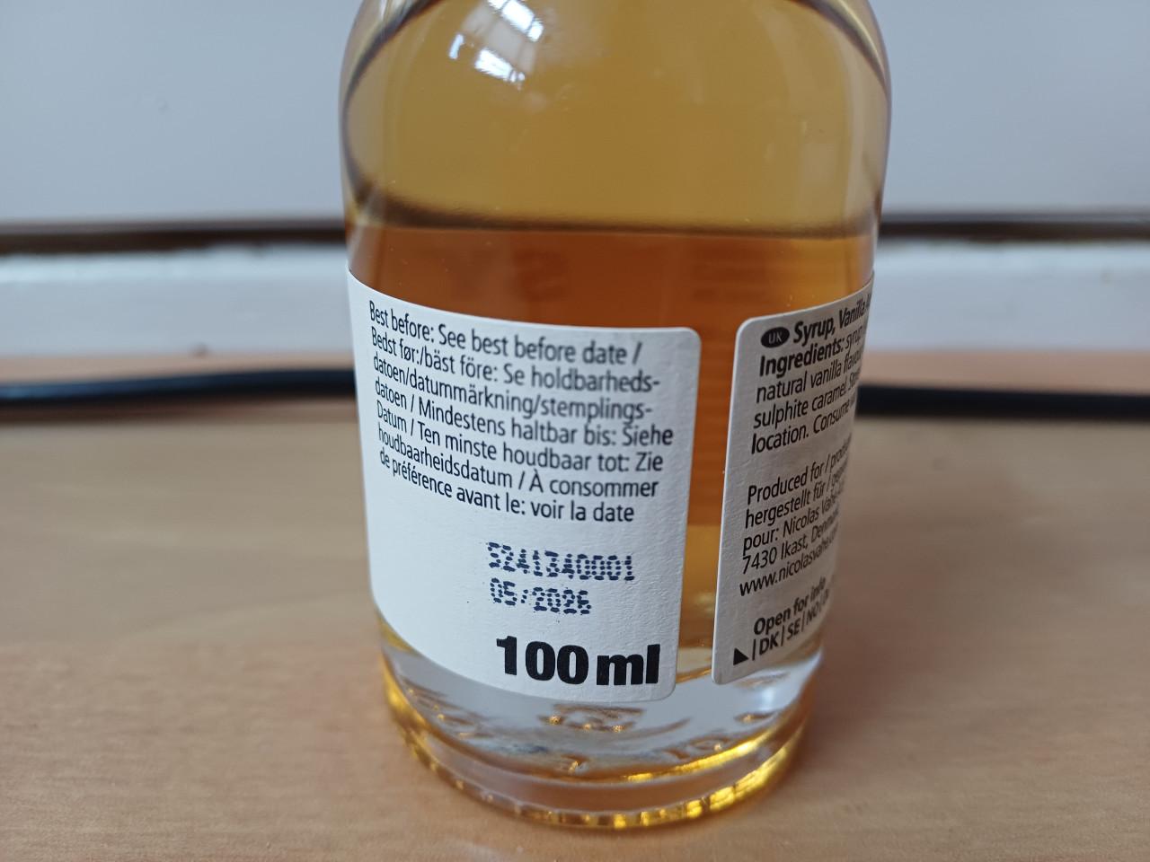 Gusta, 100% leuk: theepot, theedoos, 2 x theemok + siroop