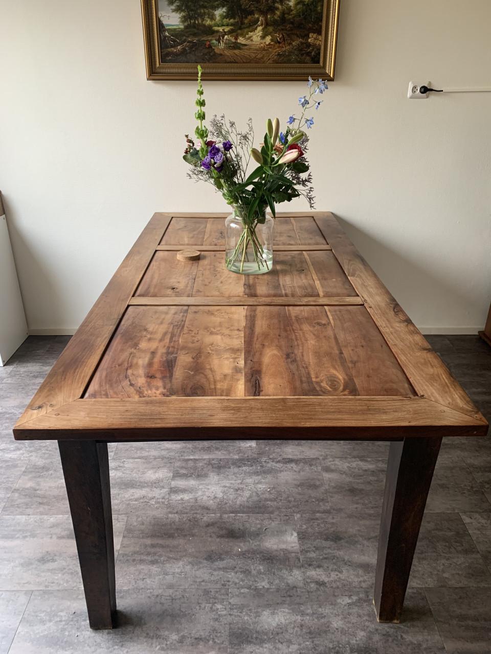 Eettafel voor 6 personen