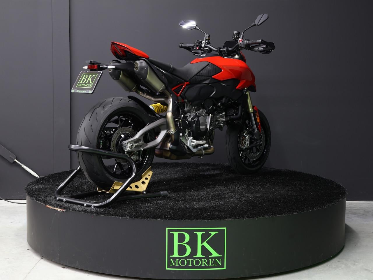 HYPERMOTARD V2 | BTW Motor