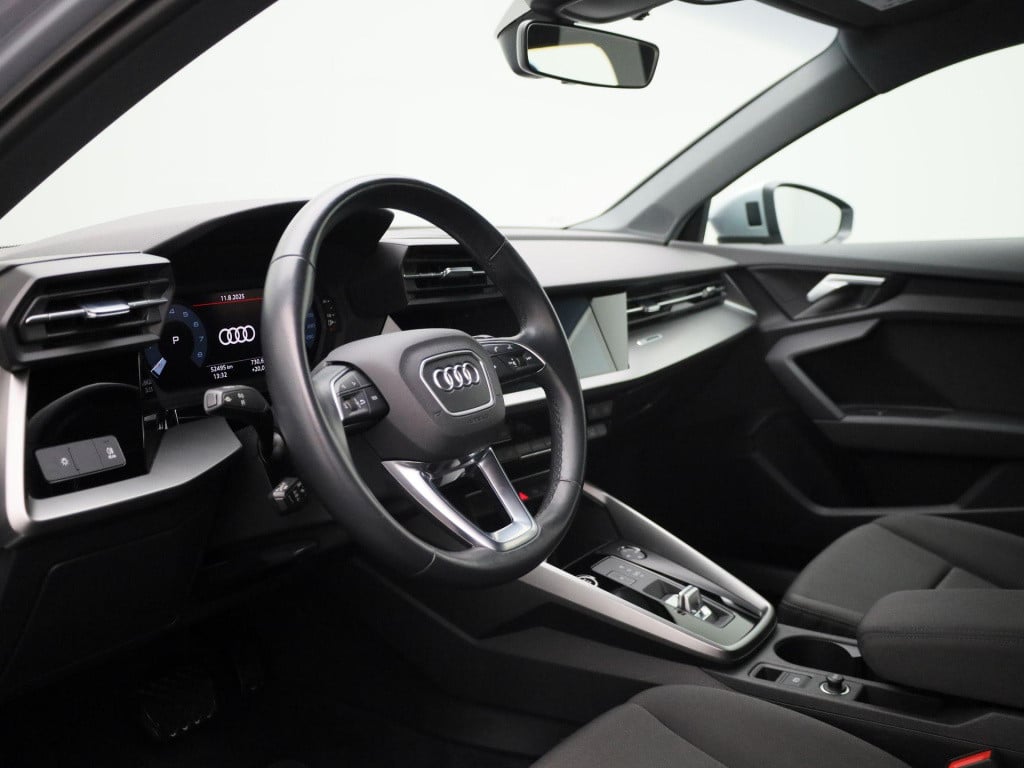 Audi A3 sportback 35 tfsi pro line | automaat | lmv | parkeer sensoren | pa