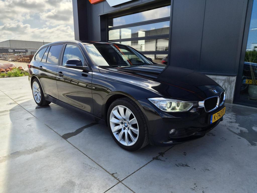BMW 3-serie touring 320i executive