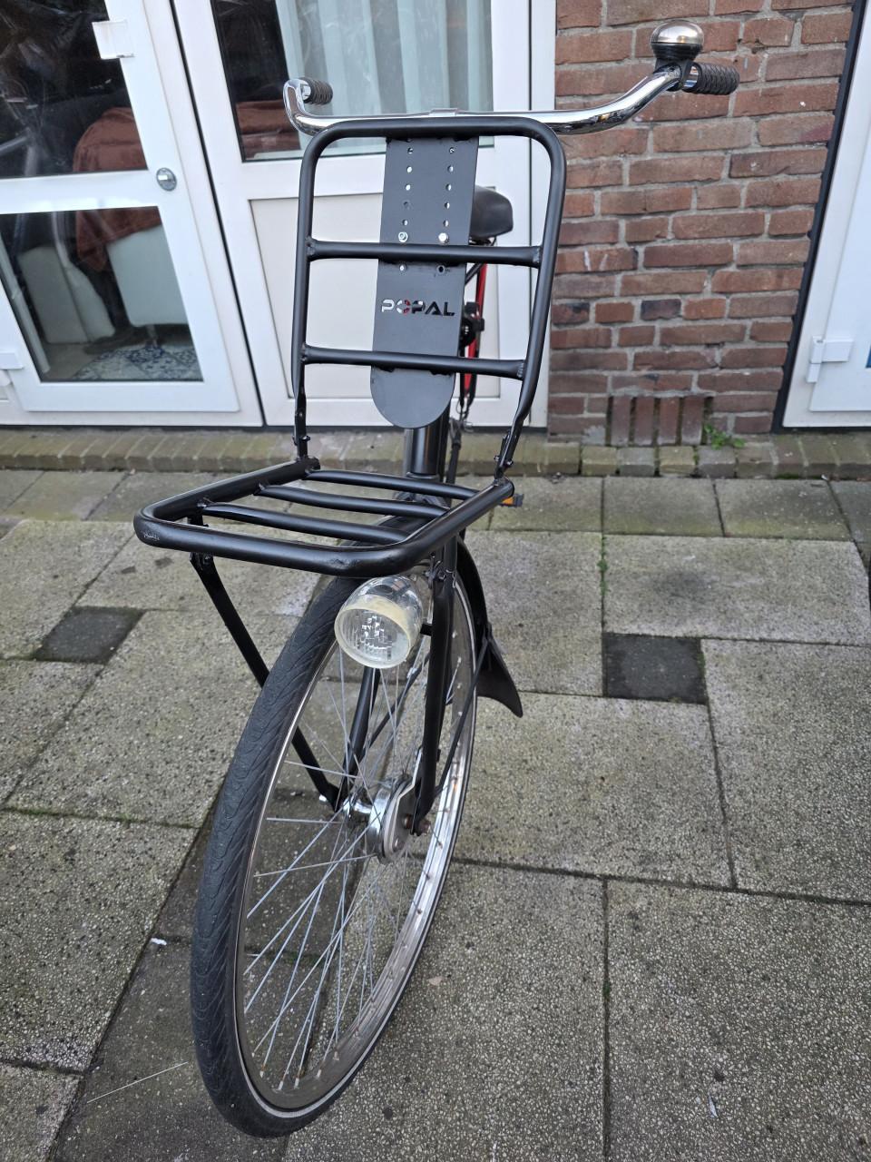 Dames fiets met voordrager 28 inch met trap rem achter-Nieuw slot