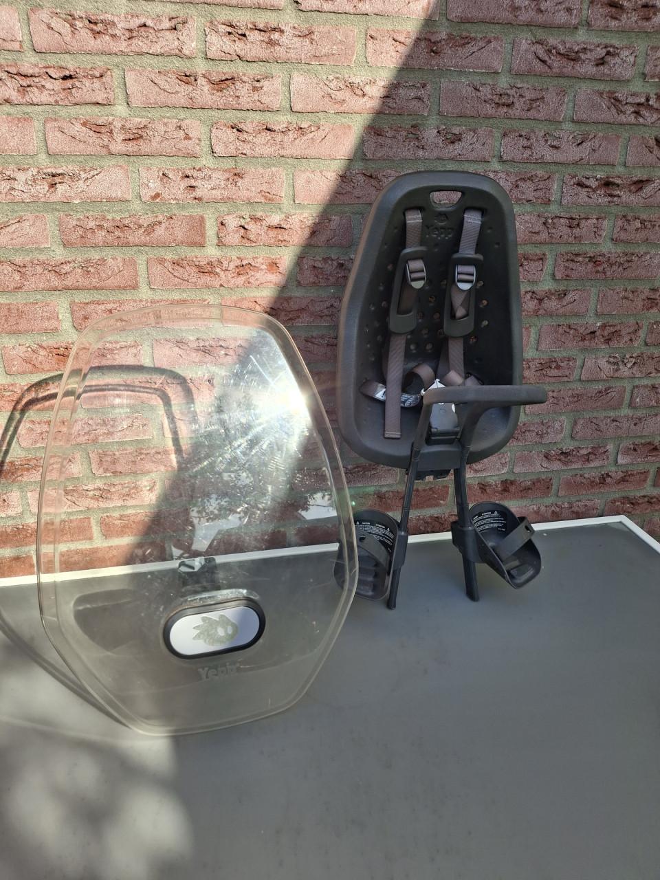 Yepp mini fietsstoeltje voor incl windscherm