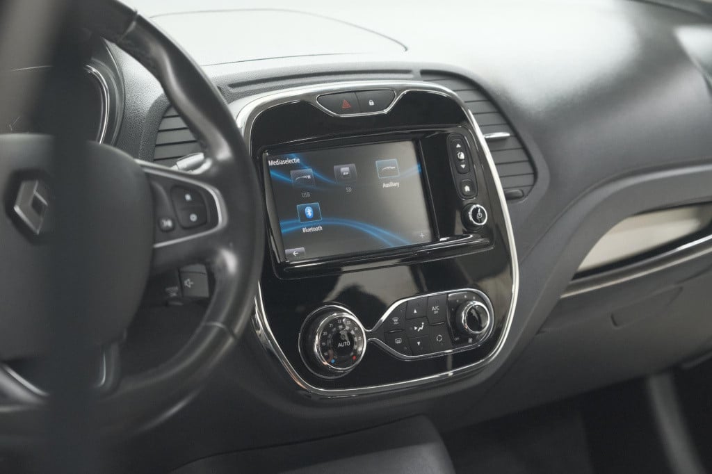 Renault Captur tce 90 dynamique | parkeersensoren | navigatie | climate con