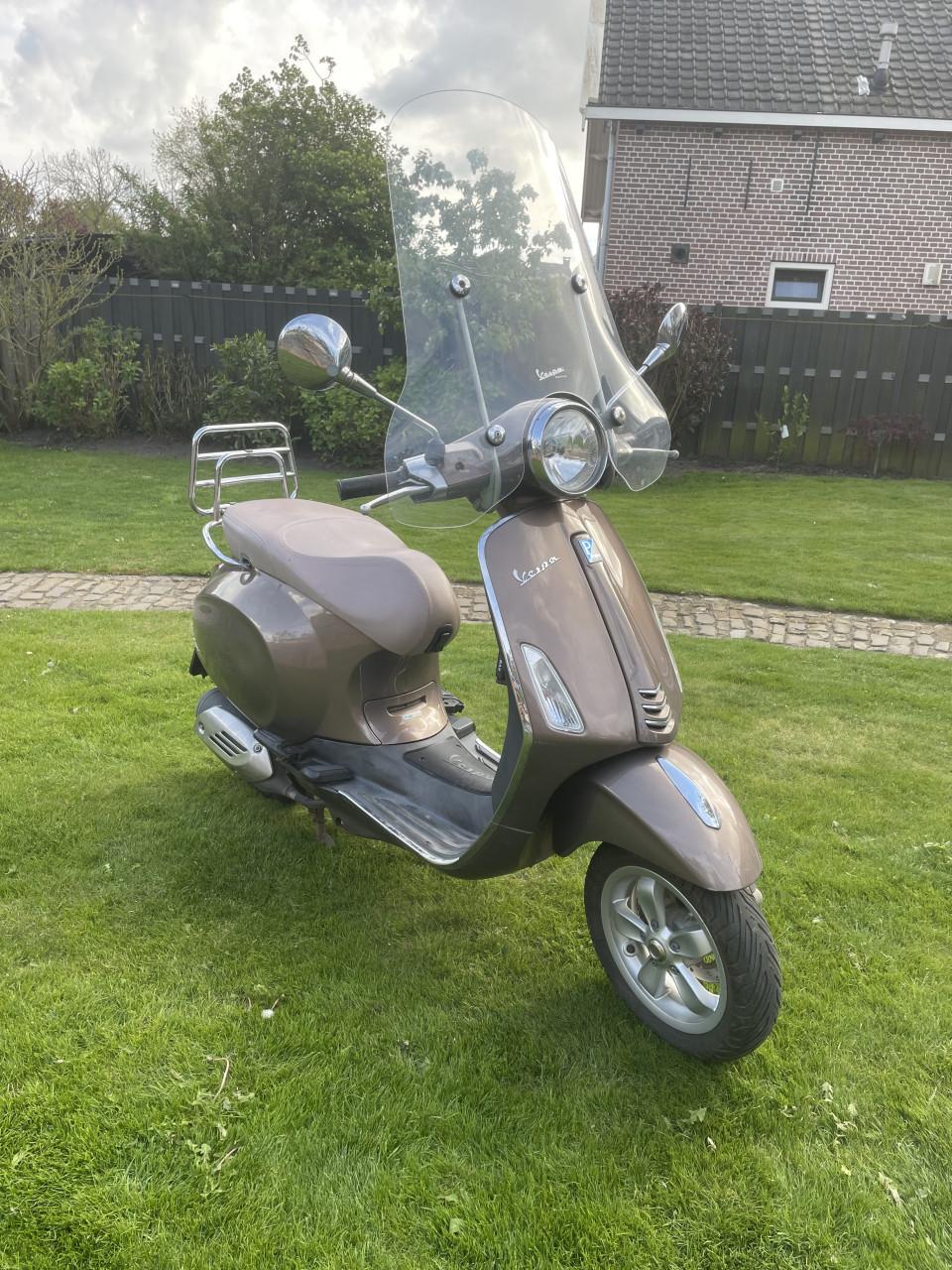 Vespa Primavera