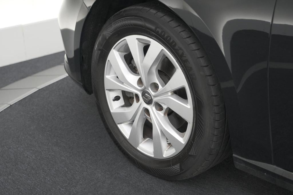 Renault Megane tce 110 limited | apple carplay | parkeersensoren | cruise c