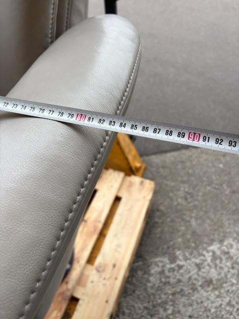 Prachtige nieuwe lederen elektrisch in hoogte verstelbare bootstoel 24 volt