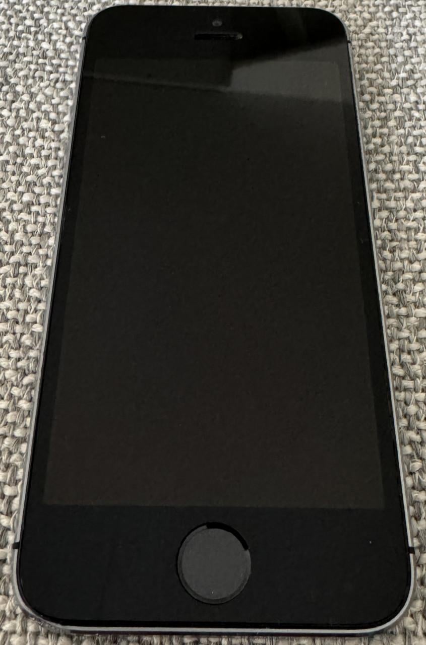 IPhone 5s | 16GB | Space Gray