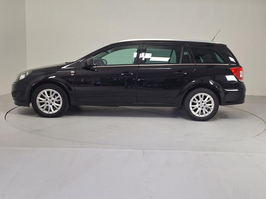 Opel Astra wagon 1.6 111 year edition | trekhaak | airco