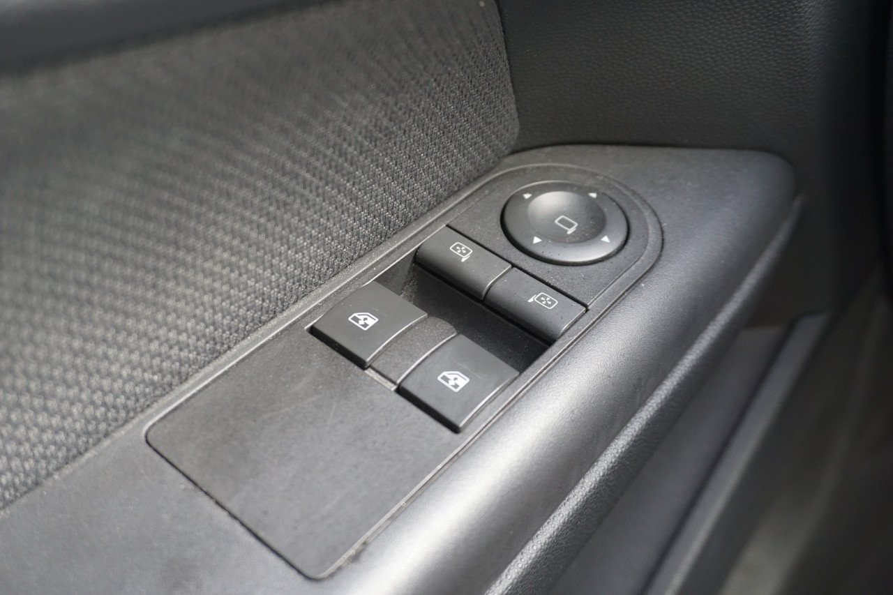 Opel Astra 1.4 Edition - Airco / Elekt. ramen / Cruise / Trekhaak / NAP