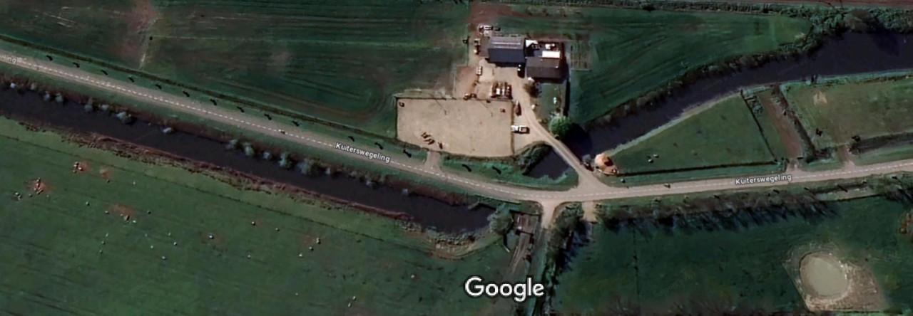 2 a 3 Paardenboxen vrij -- rijbak -- paddock -- weidegang