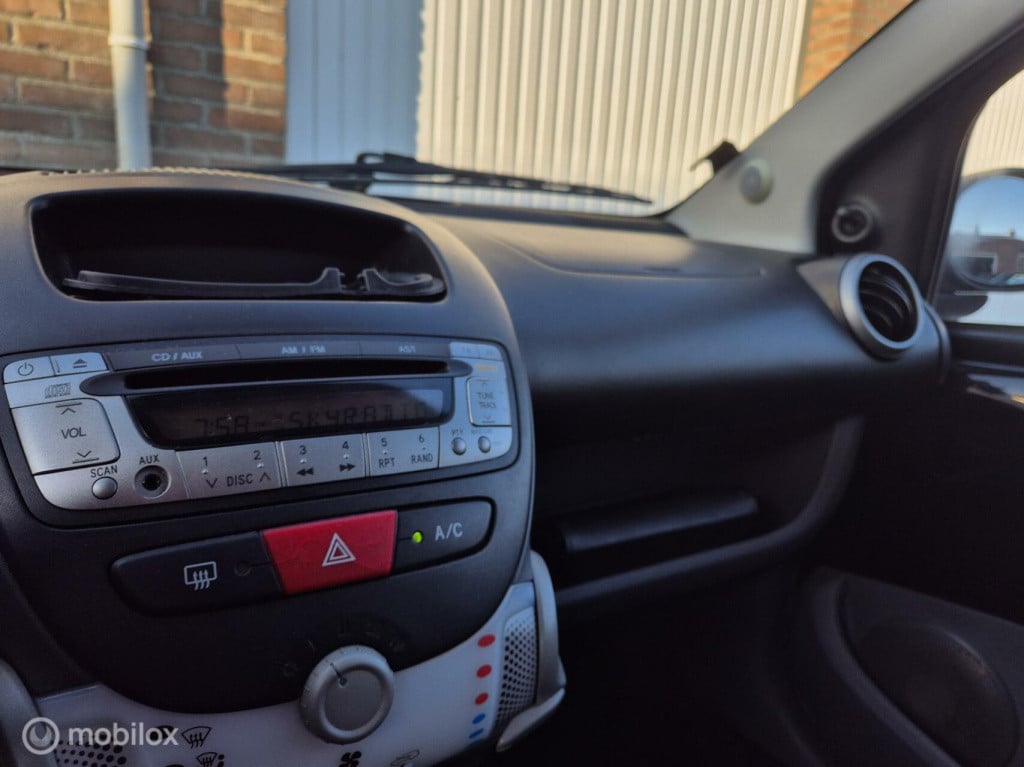 Toyota Aygo 1.0 / airco / 5-deurs