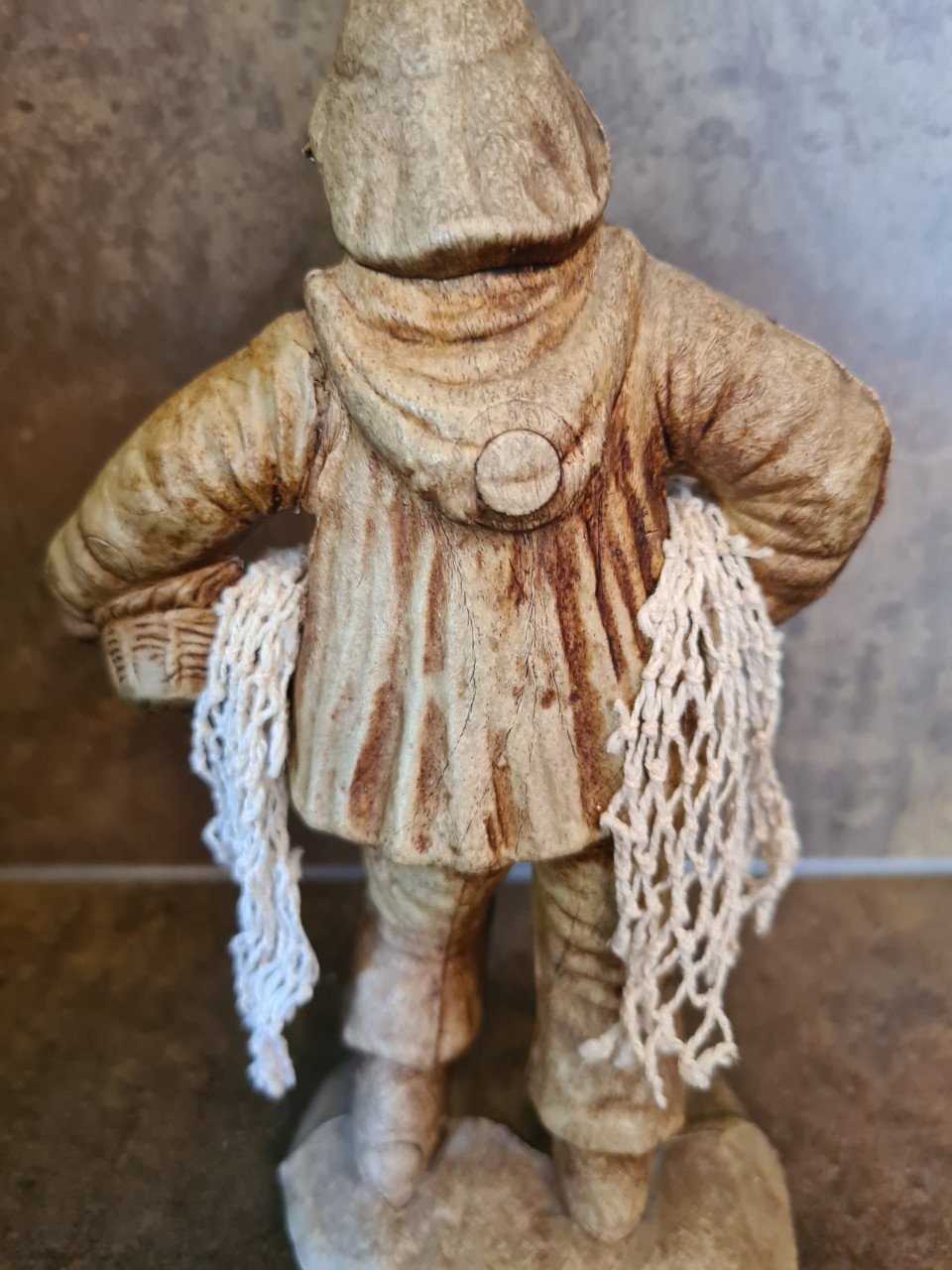 Vintage / retro Franse houtsnijwerk visser man en vrouw