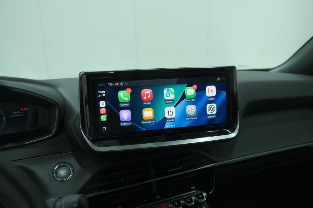 Peugeot E-2008 ev allure avantage 54 kwh | 97,3% soh | 11 kw lader | apple 