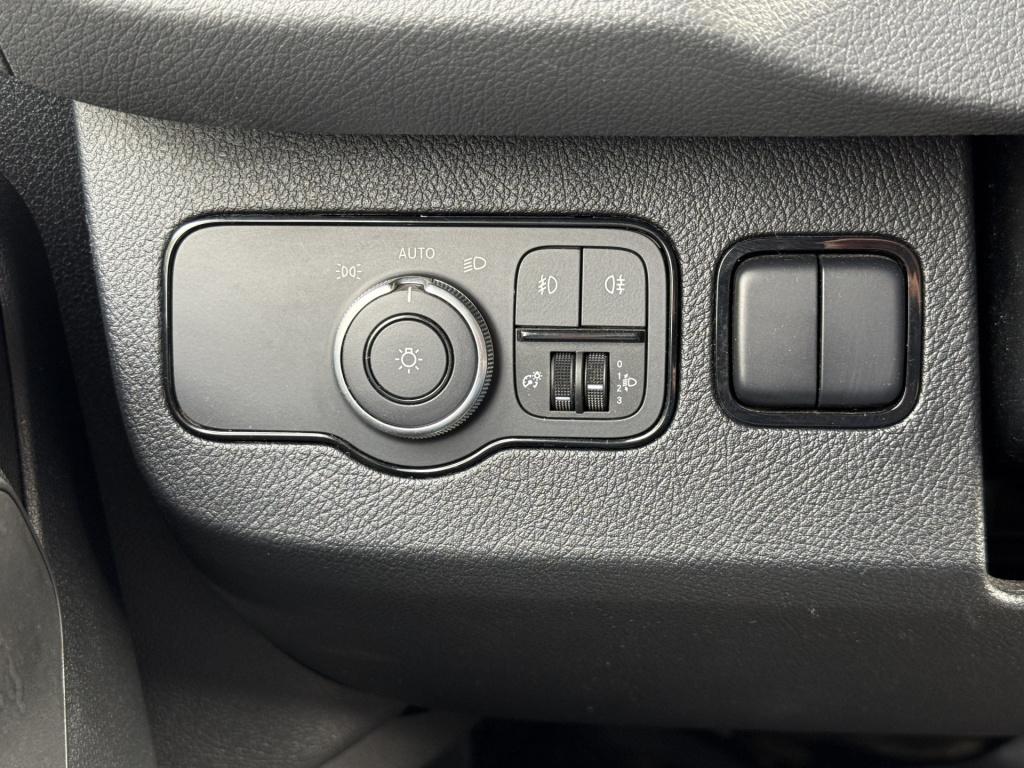 Mercedes-Benz Sprinter 319 1.9 cdi bakwagen met laadklep | zijdeur | cruise