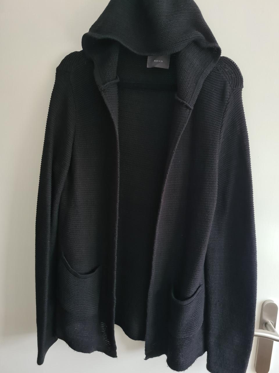 Lang zwart gebreid vest met Capuchon van Primark  Maat L