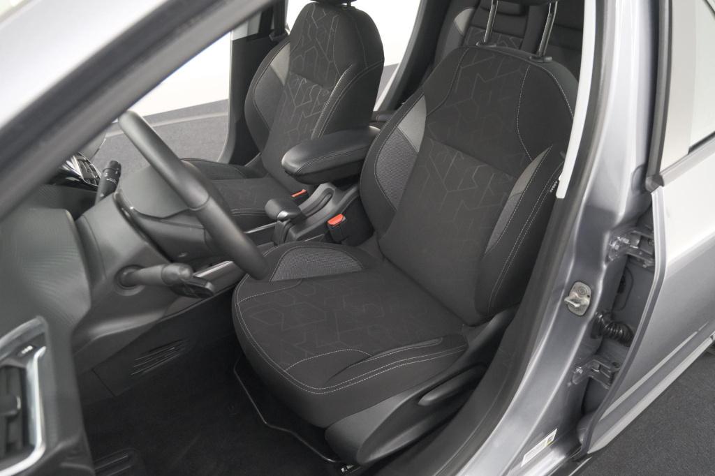 Peugeot 2008 puretech 110 blue lion | trekhaak | apple carplay | parkeersen