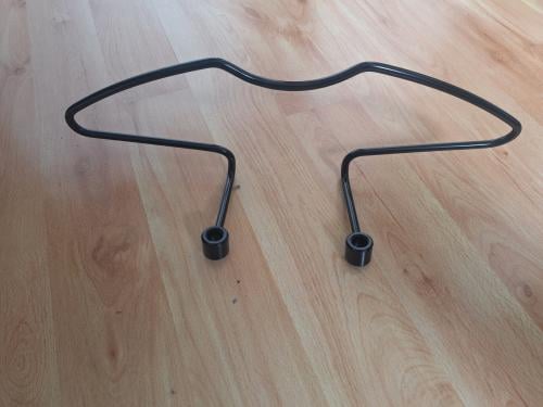 Te koop: kledinghanger voor in de auto