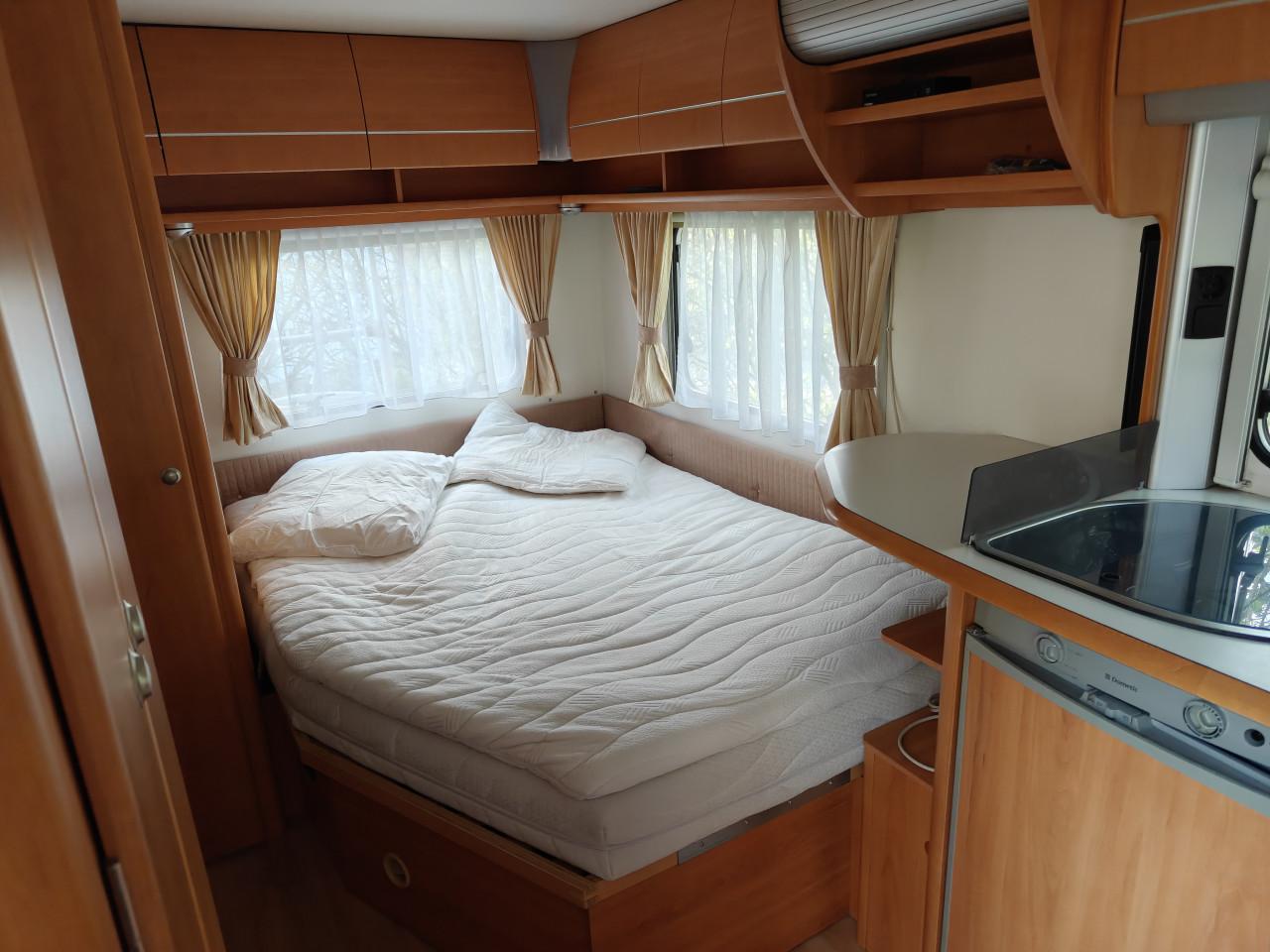 Caravan home car Racer 45 Space