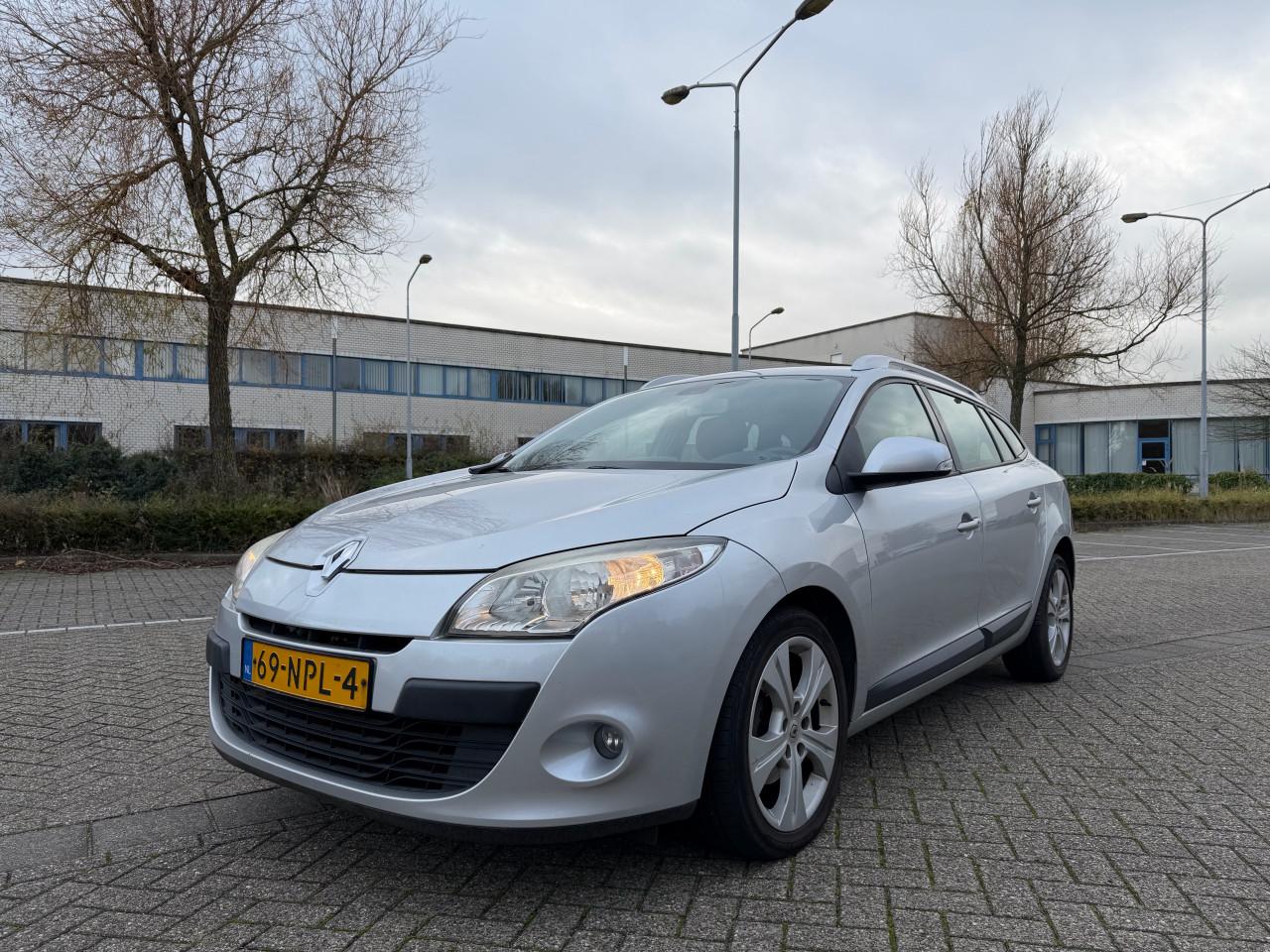 Renault Megane Estate Dynamique 1.6 | Apk | Nap | Airco | Elektr ramen|