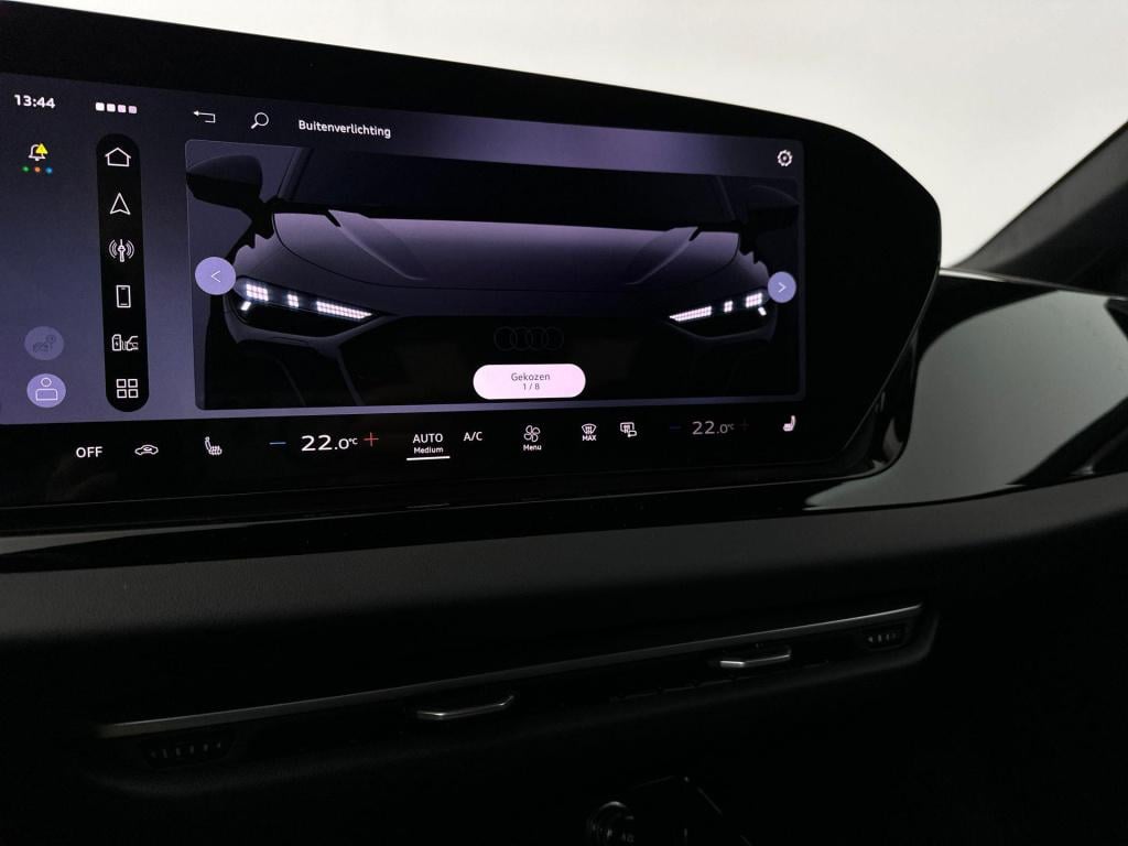 Audi A5 avant s edition e-hybrid 220 kw / 299 pk avant 7 versn.
