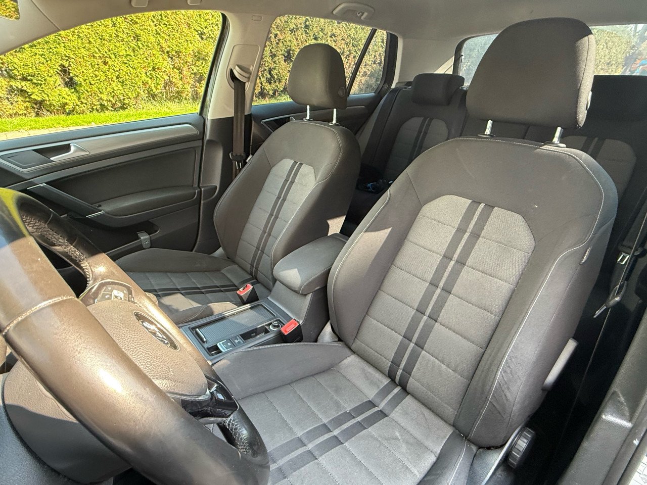Volkswagen Golf 1.0 TSI 110pk 5D 2016 Grijs
