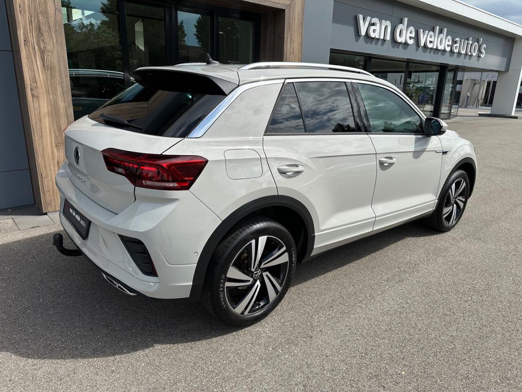 Volkswagen T-roc 1.5 tsi 150pk dsg r-line | trekhaak | camera | keyless | e