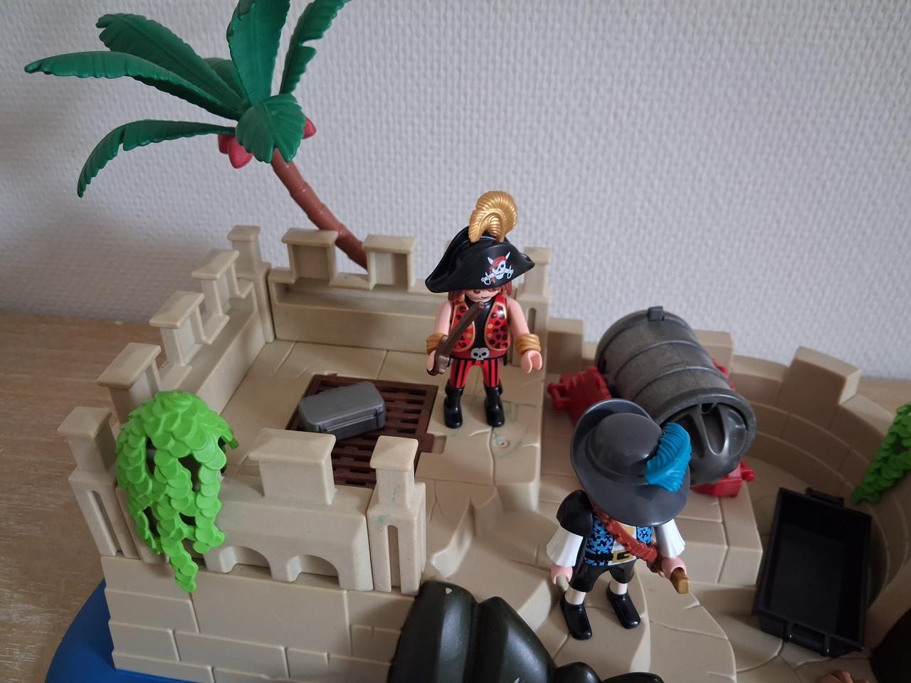 Playmobil piratenvesting met kanon en roeiboot set 4007
