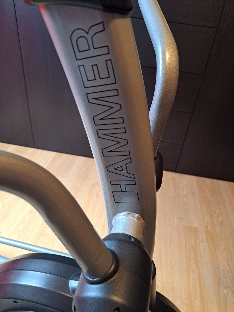 Crosstrainer Hammer.