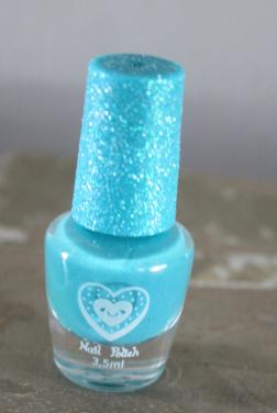 Licht blauw potje nagelak