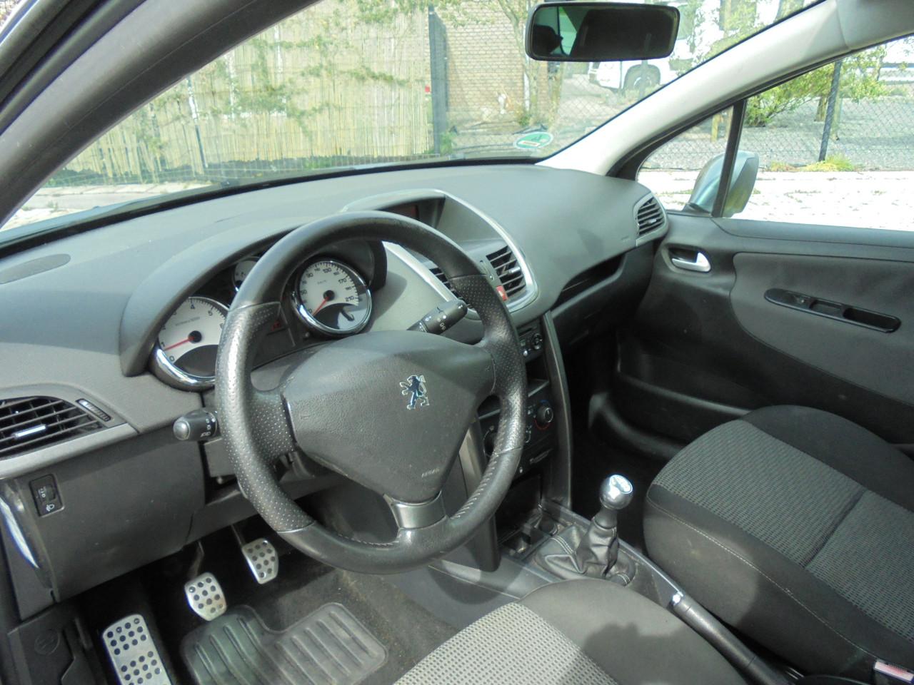 207 SW 1.6 Sportium leuke compleet uitgevoerde auto 159.351 Km N.A.P