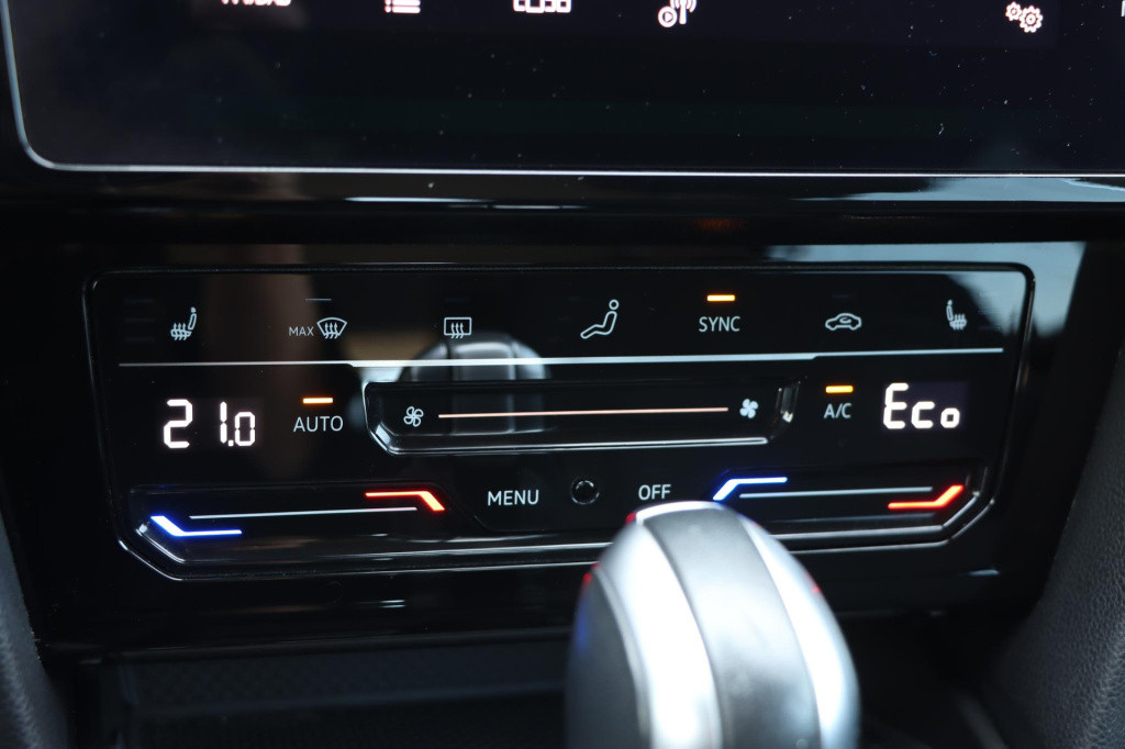 Volkswagen Passat variant 1.4 tsi phev gte business 218pk dsg6