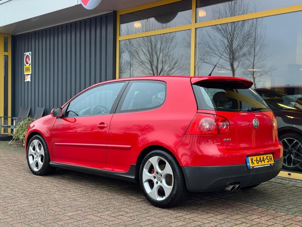 Volkswagen Golf 2.0 tfsi gti